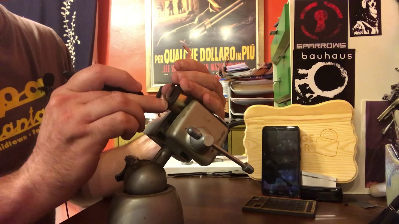 AveragePicker's tweet card. #K1Locks 3 Locks in 3 Minutes Giveaway Challenge