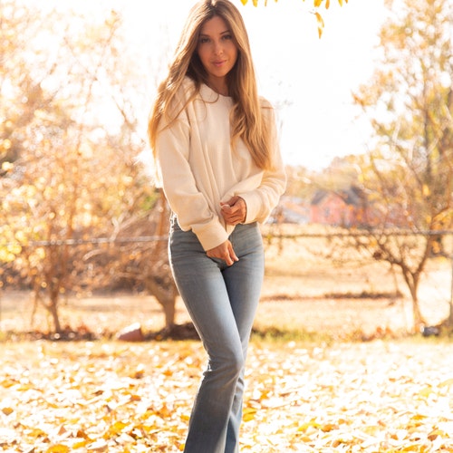 JosieFoxModel's tweet card. Shop Fashionable Clothing designed and redesigned by me <3 by Josiefoxcouture located in Marion, Illinois.