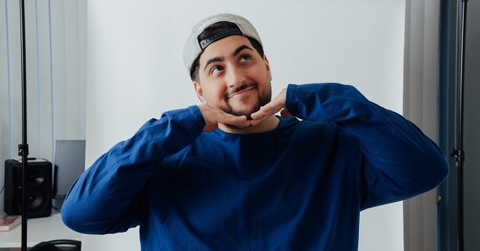 Tweet card summary image