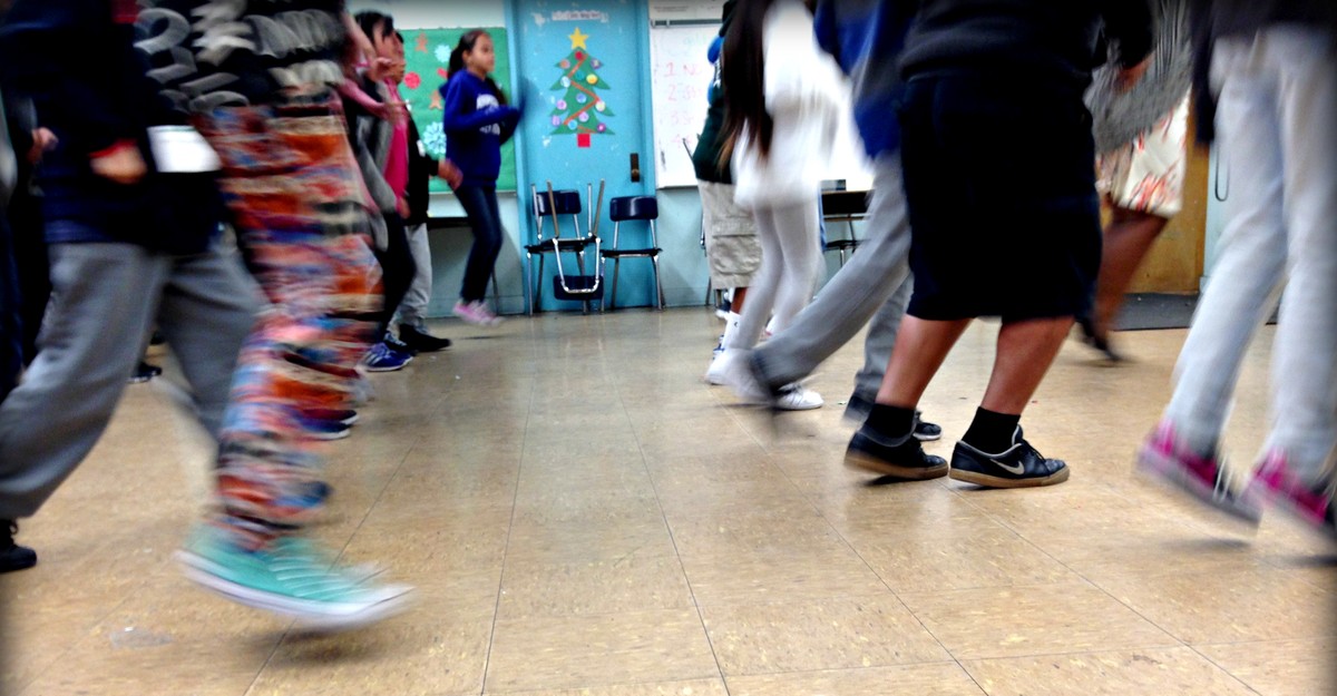 CirculoDMT's tweet card. Schools are increasingly turning to movement and expression to help students develop social-emotional skills.