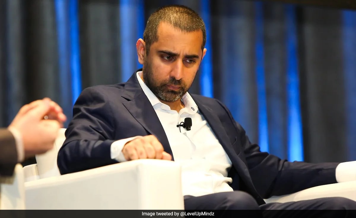 MetriPraveen's tweet card. His ultimate goal is to establish a "Network State," a decentralised, digital-first nation for technologists and innovators