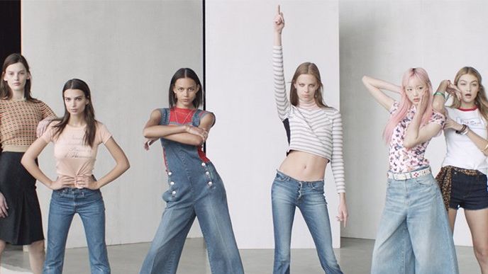 ModSenseMag's tweet card. 18 fierce and feminine looks for spring.