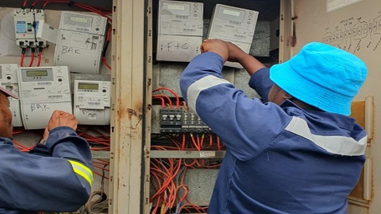 SABCNews's tweet card. City Power has kicked off the rollout of new smart meters in the City of Johannesburg.