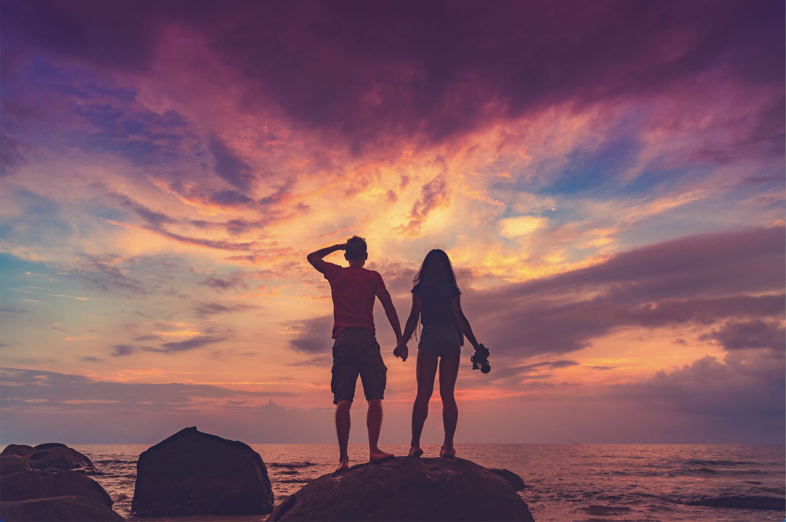 bbrian017's tweet card. Explore the differences between chemistry and compatibility to foster deeper, more meaningful relationships that stand the test of time.