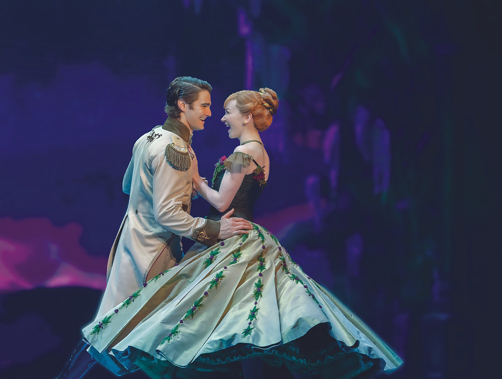 PSTheaterBlog's tweet card. Twin Cities favorite Caroline Innerbichler returns to the stage, this time on national tour.