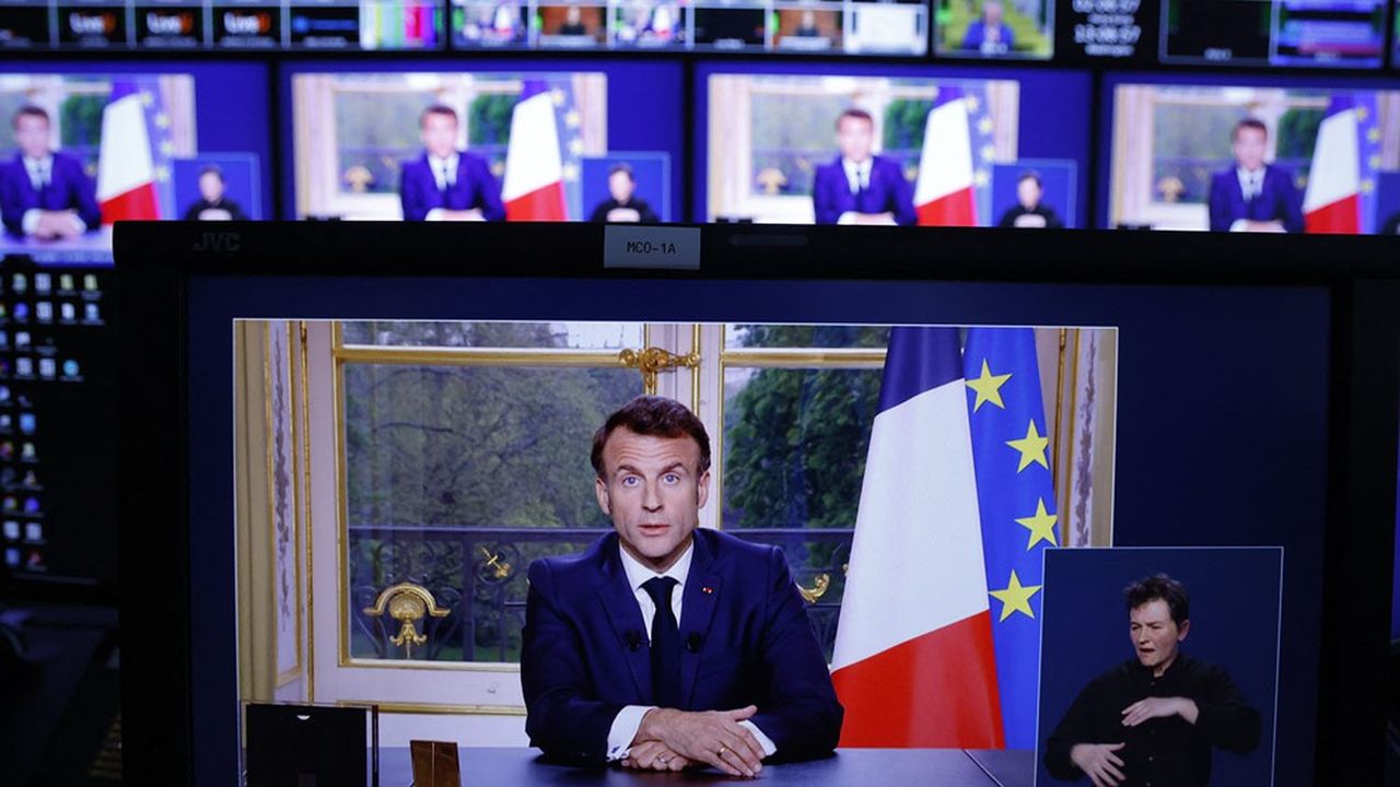 EchosPolitique's tweet card. Au contraire de l'option choisie après les « gilets jaunes », le Covid ou la guerre en Ukraine, le chef de l'Etat a décidé de ne pas délier les cordons de la bourse pour éteindre l'incendie social....