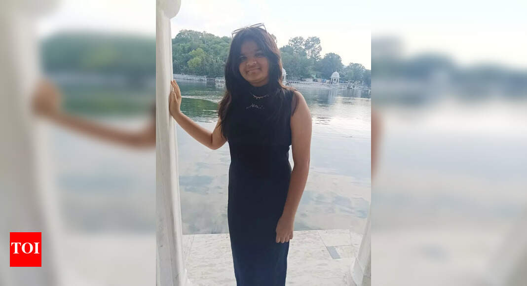 TOIRajkot's tweet card. Heer Ghetiya, a 16-year-old girl from Morbi, passed away in Rajkot after battling a brain hemorrhage. Her family donated her body and eyes for organ d