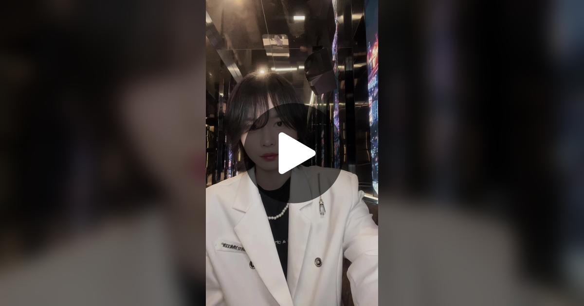 shion_code's tweet card. 54 likes, 6 comments. “投稿消えちゃった😢 みんないいねして🥺”