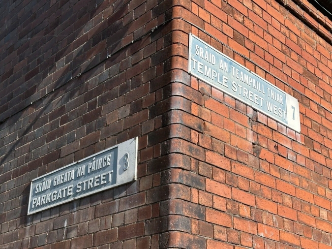 DiariLiffey's tweet card. Parkgate Street, situat a la riba nord del riu Liffey i que rep aquest nom per ser una de les portes d’entrada del Phoenix Park, pertany al codi posta...