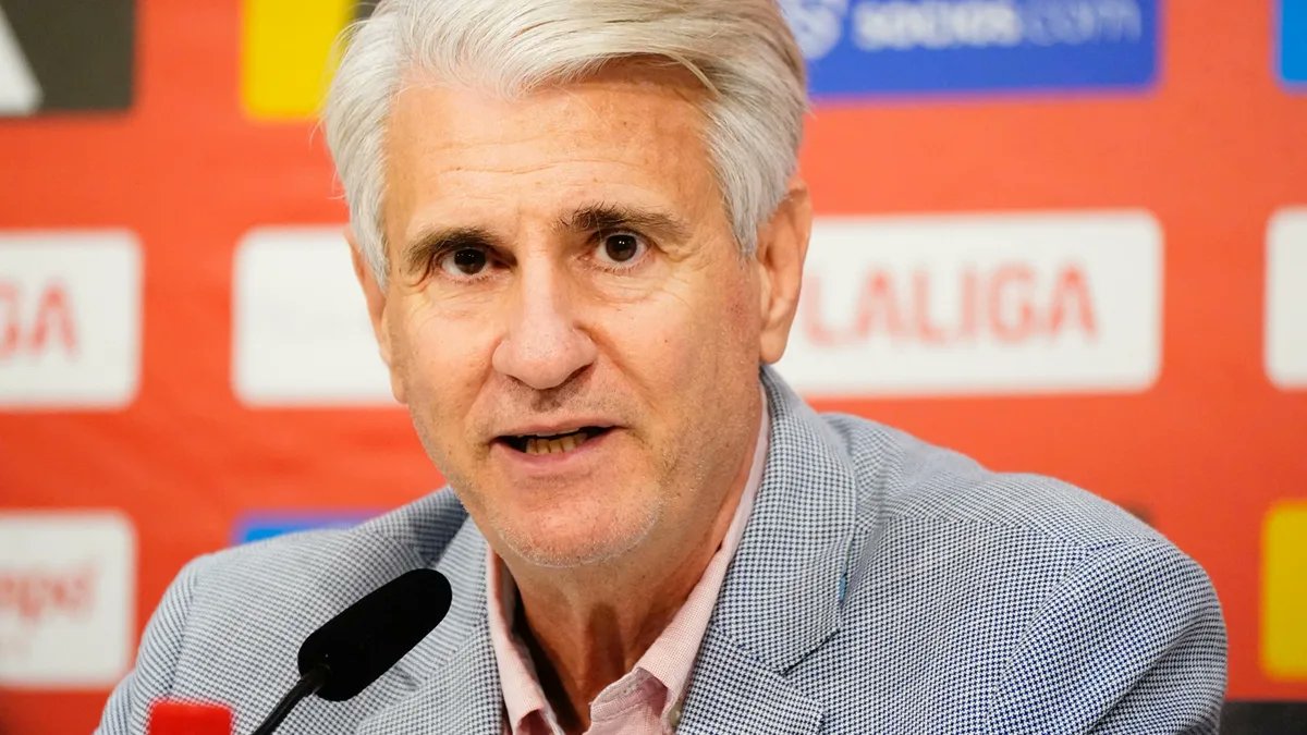 orgullobiri's tweet card. Antonio Cordón admite que el Sevilla FC no estará plenamente recuperado hasta dentro de dos temporadas, el plan de reconstrucción en marcha.