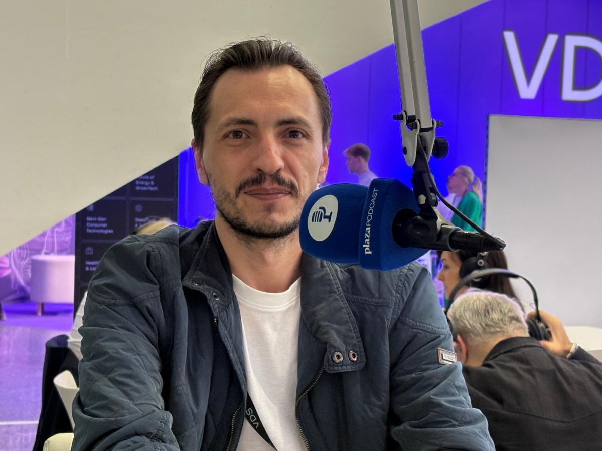 Startup_VLC's tweet card. En VDS 2025, en la Ciudad de las Artes y las Ciencias, Ioan Stoica, fundador de Eclipse Technology, presenta una plataforma que reúne herramientas, conversaciones y proyectos en una sola vista y...