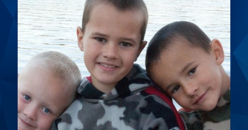 Tweet card summary image