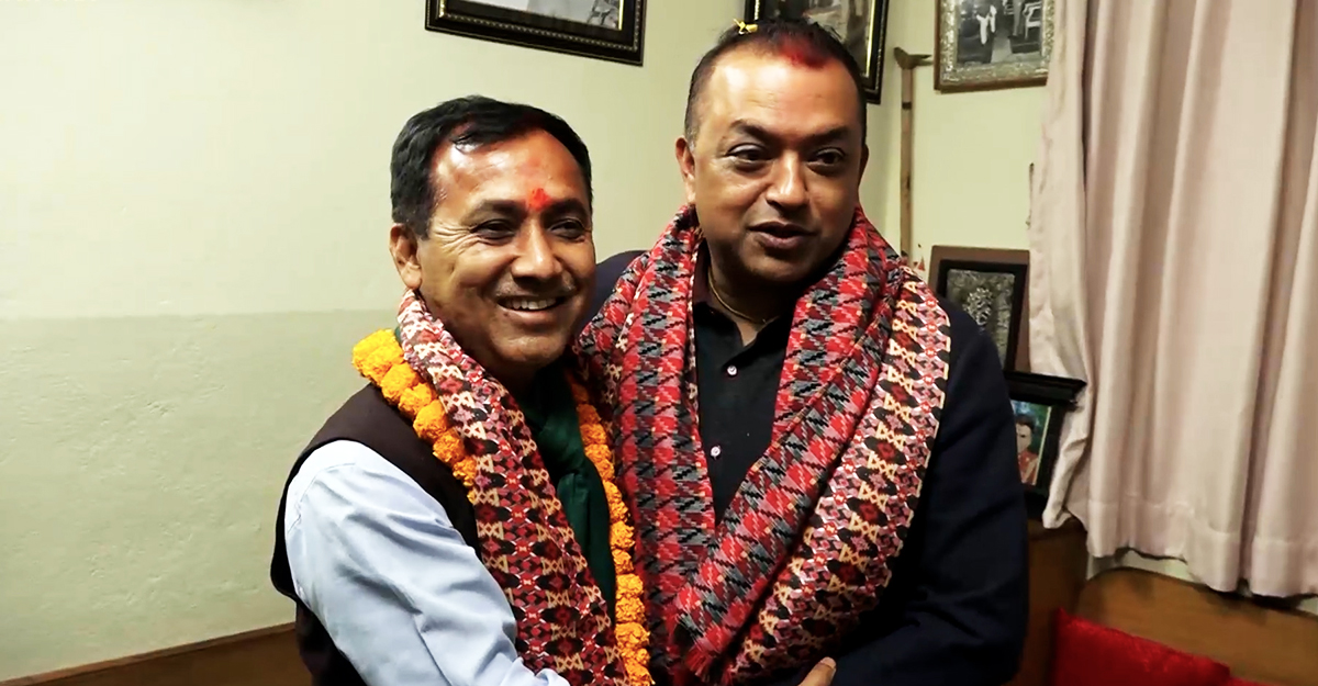 setopati's tweet card. नेपाली कांग्रेसका महामन्त्रीद्वय गगन थापा र विश्वप्रकाश शर्माले फागुन २१ को चुनावअघि पार्टीले महाधिवेशन नगरे आफूहरू चुनाव नलड्ने बताएका छन्।