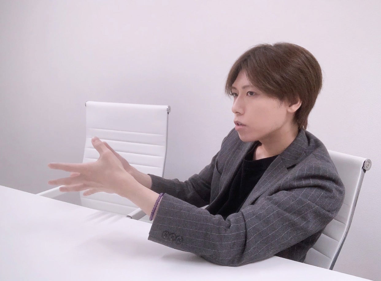 PRTIMES_STORY's tweet card. 「人は何歳からでも変われる。でも、知識を手にしたその日からが、本当のスタートライン。」【対談インタビュー】そう語るのは、I'Rise Associates株式会社 代表の末永幸樹氏。今回は、同社が大切にしている「知恵の本...