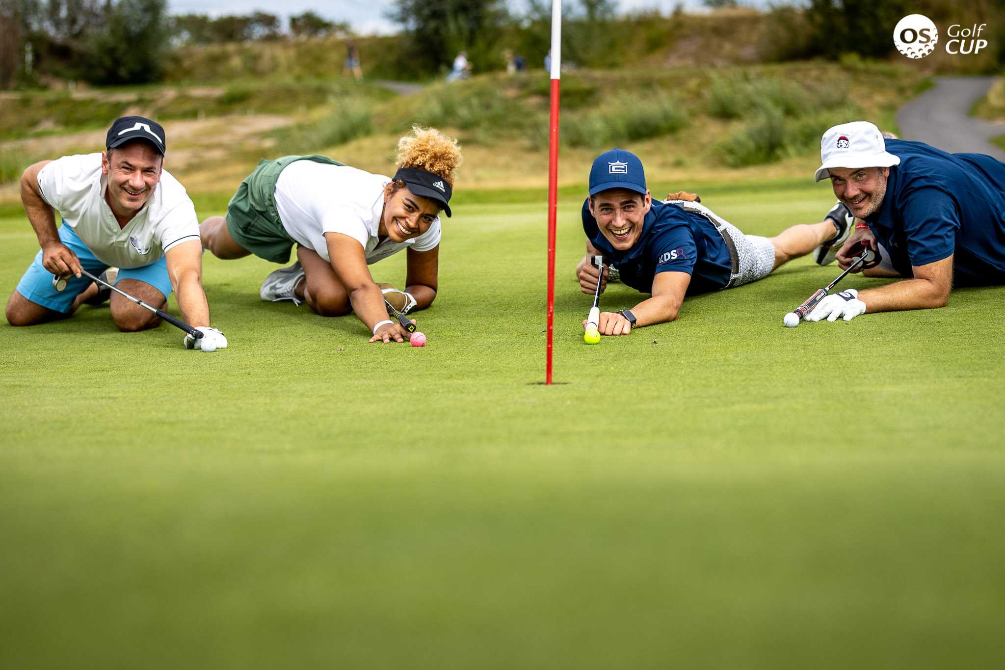 osCup's tweet card. Die Birdiejagd für digitale Marketingmacher mit der besonderen Kommunikationsetikette auf dem Green: Fooooresicht beim ⛳ OS.GolfCUP