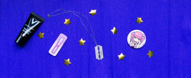 exploring_sh's tweet card. For many people, self-injury means shame and hiding their body. Through styling and fashion, some find the path to self-acceptance. But change is often met with controversy.