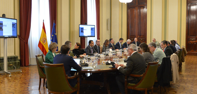 CoopsAgroAND's tweet card. El Ministerio de Agricultura, Pesca y Alimentación (MAPA) ha informado de que mantendrá en 2026 el presupuesto de 315 millones de euros para el Plan de Seguros Agrarios, "con lo que consolida el...