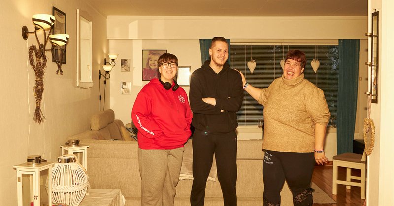 Tweet card summary image