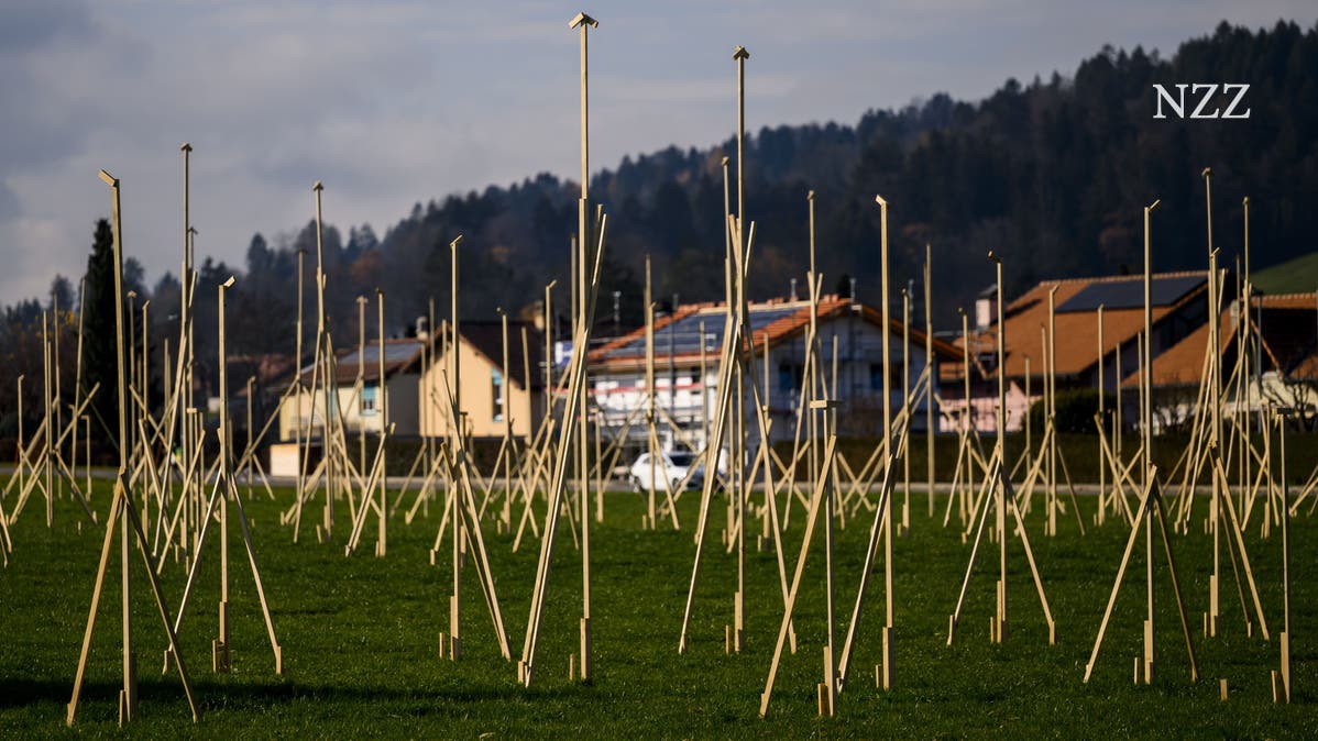 landschaftsinit's tweet card. Die Schweizer Raumplanung ist Erfolgsgeschichte, die aber hart erkämpft werden musste. Nach dem bedingten Rückzug der Landschaftsinitiative wird deren Trägerschaft weiter darüber wachen, dass die...