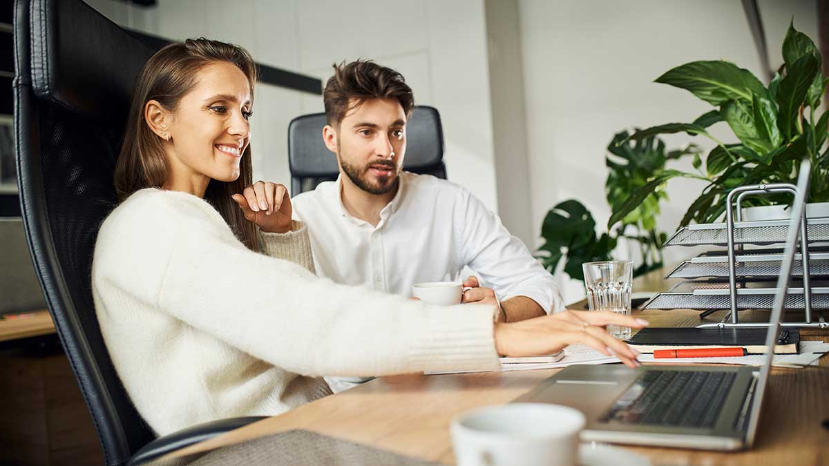 Brandsensations's tweet card. Explore 10 live examples showcasing the power of HubDB on HubSpot CMS websites to create dynamic, efficient, and easily updatable web content.