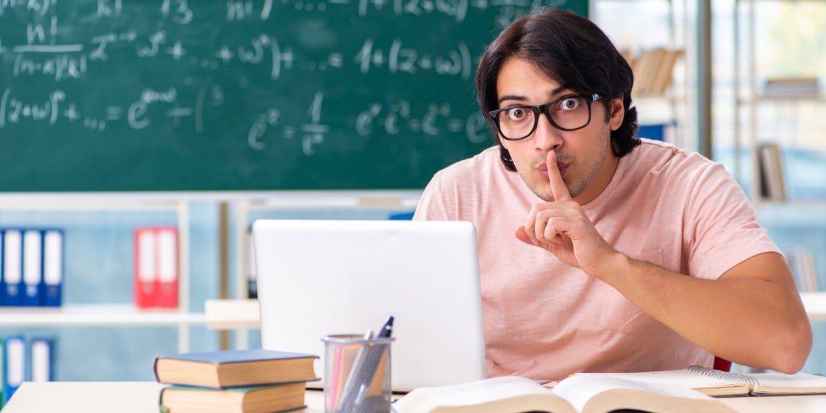 LaneSystems's tweet card. : Move along, nothing to see here