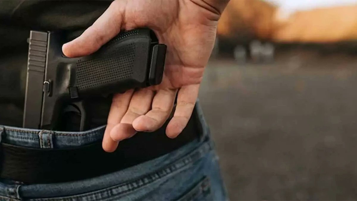 AjansUrfa's tweet card. 2024 Türkiye Silahlı Şiddet Raporu’na göre, Şanlıurfa silahlı şiddetin en yoğun yaşandığı ikinci il oldu.