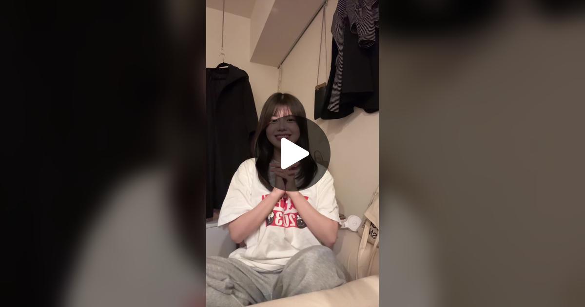 minicurry_oya's tweet card. 572 likes, 31 comments. “⁡女子4人にガン見されてるからって照れない‼️踊れ‼️⁡”