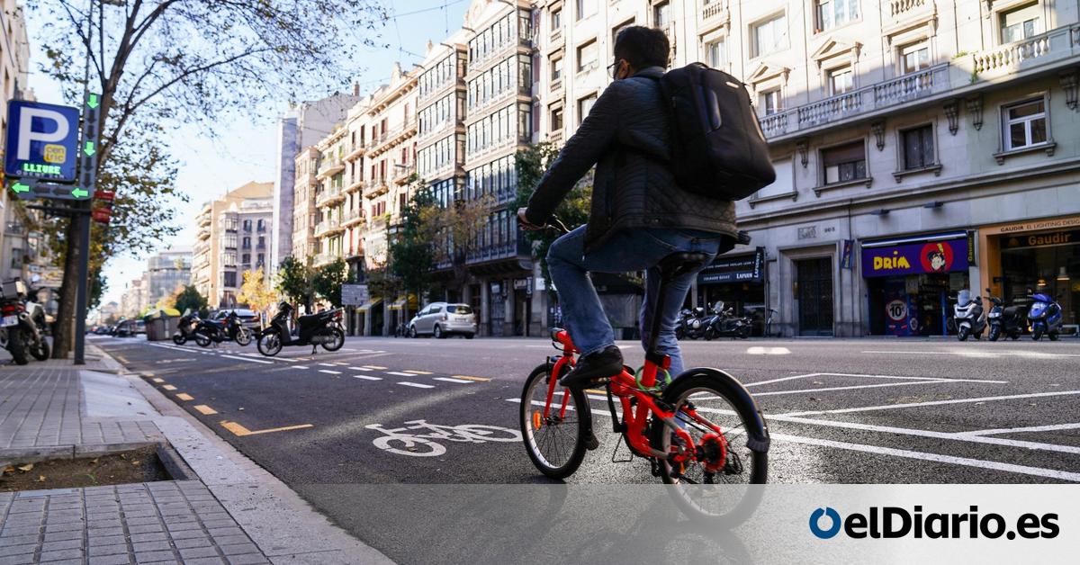 irenbici's tweet card. Tras casi dos décadas de seguimiento, los investigadores concluyen que usar este medio de transporte se relaciona con un desplome en la probabilidad de padecer no solo patologías físicas, sino...