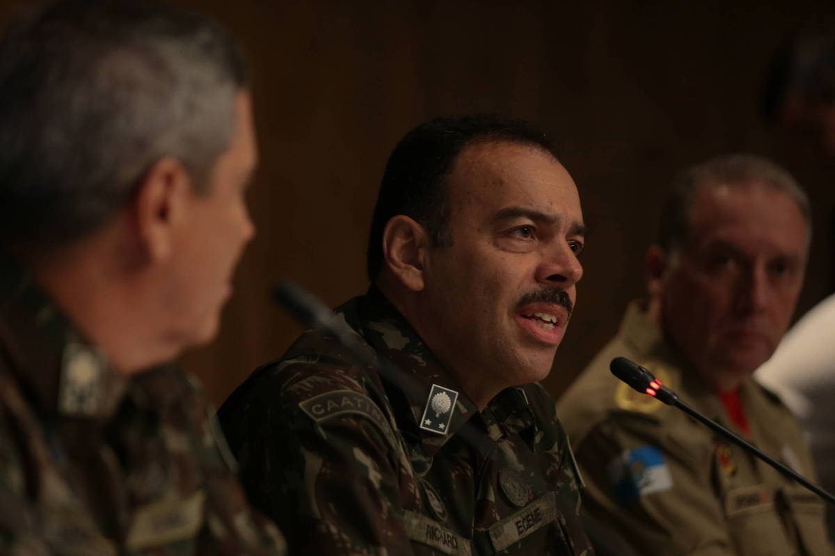 gatodesenganado's tweet card. Chamado de 'melancia' por aliados do ex-presidente, Richard Nunes afirma que legalidade era 'única postura plausível'