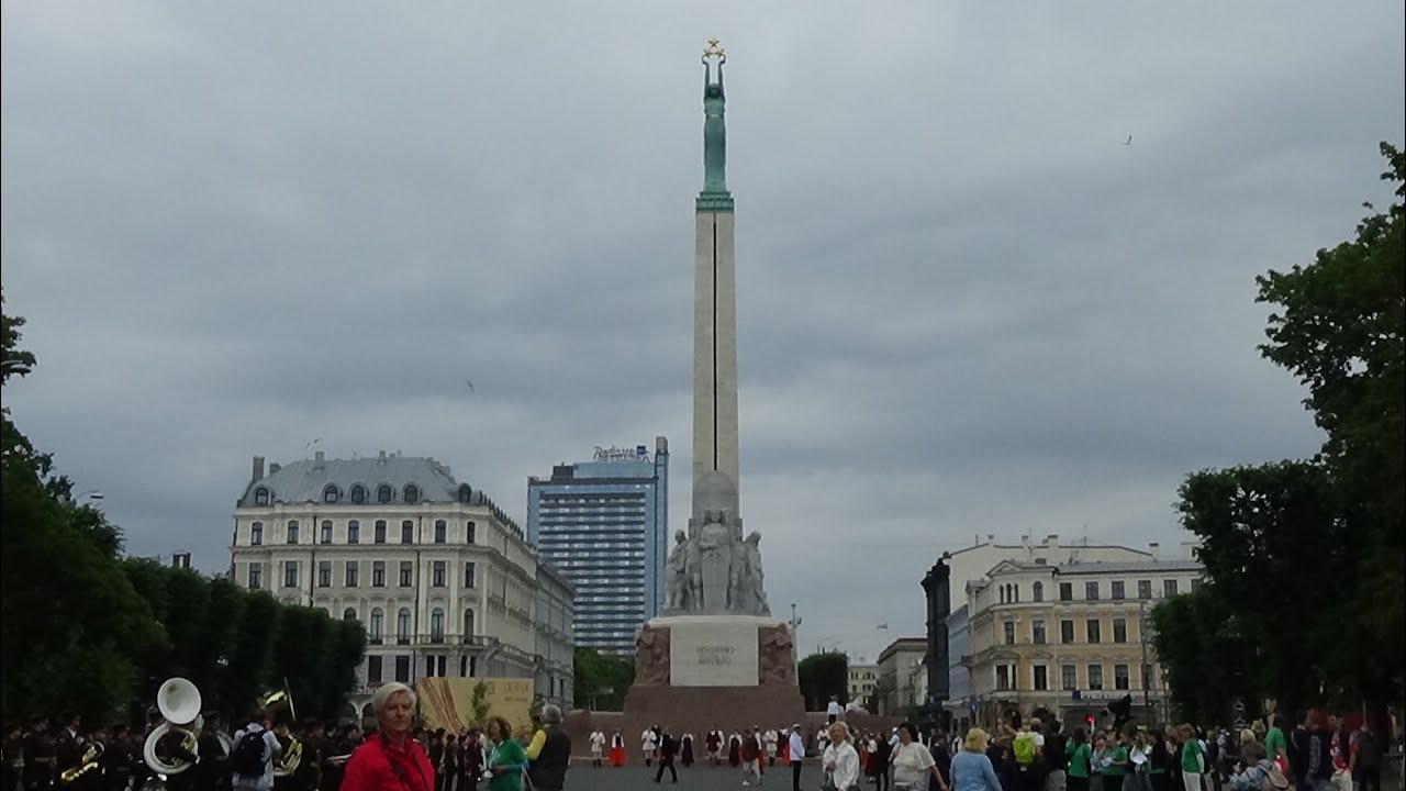 RuncisX's tweet card. 02. 07. 2023. SĀKAS DZIESMU un DEJU SVĒTKU PARĀDE