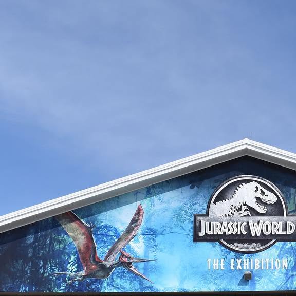 MacKidAurora's tweet card. Jurassic World: The Experience (@jurassicworldexperience) • Instagram photo