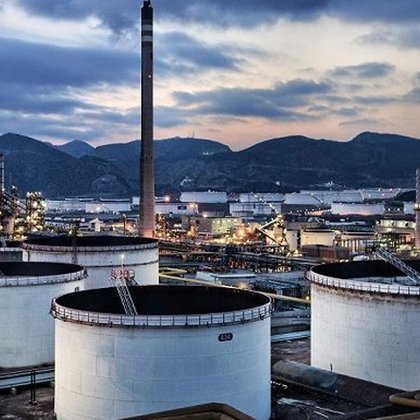 Tweet card summary image