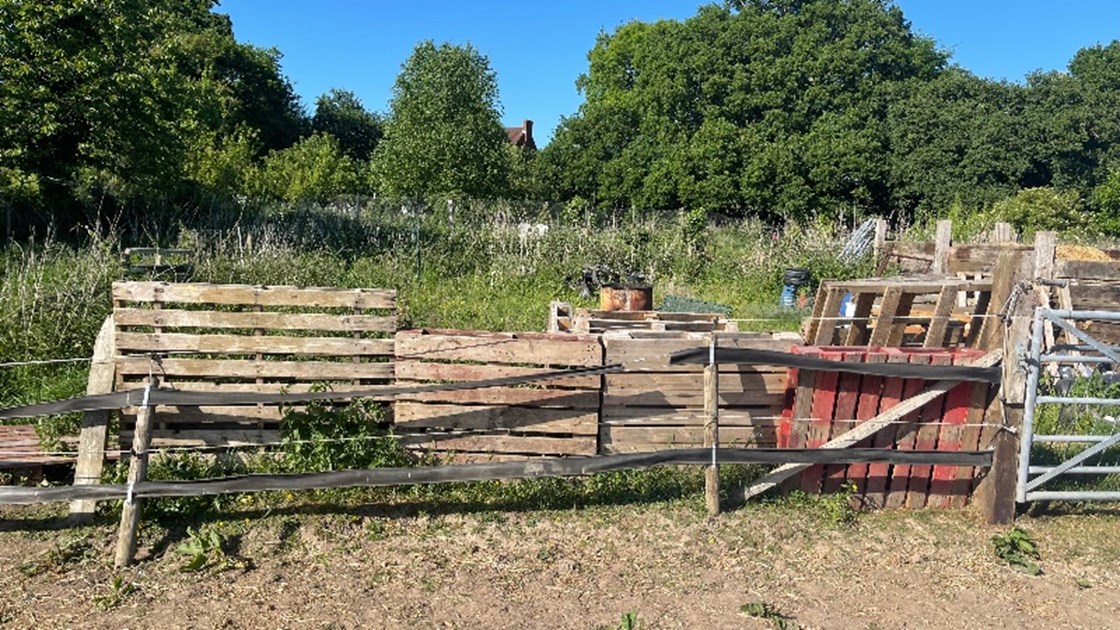 PaoloThomas's tweet card. Help Stephen Mason raise money to support a great cause