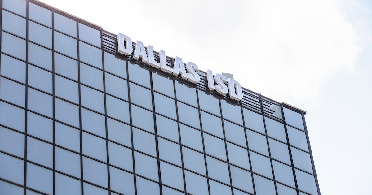 aromayorjr's tweet card. The district has contacted federal law enforcement and will offer credit monitoring.