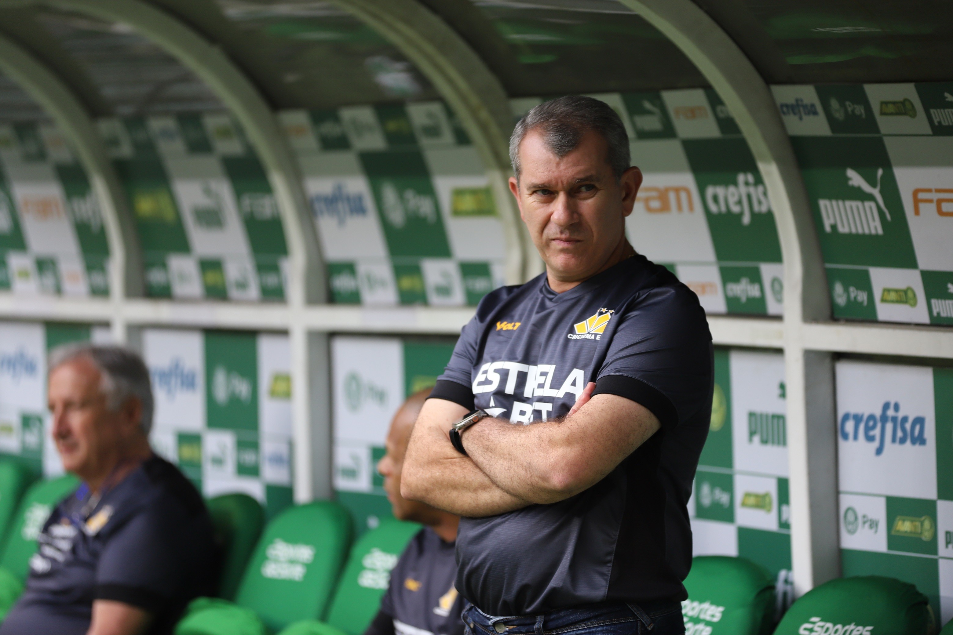 nathfreitasjor's tweet card. Diretoria define nomes para substituir Paulo Turra, demitido na última quarta; se não houver acerto, auxiliar Ariel Mamede assume o time