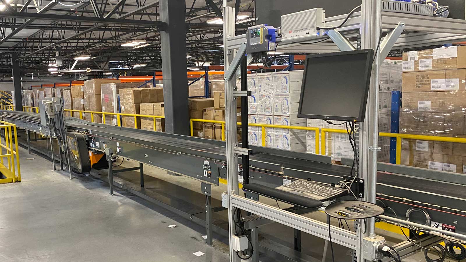 KPI_solutions_'s tweet card. Explore third-party support for warehouse automation equipment. Minimize downtime, cut costs, and ensure efficient operations.