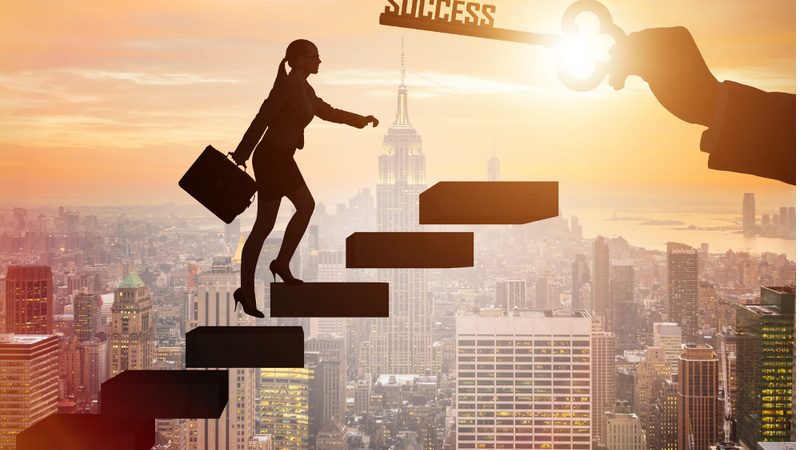 apsl_tech's tweet card. Este Blog comparte mi experiencia de transición de estudiante en España con "estancia de Estudiante" a residente con permiso de trabajo.