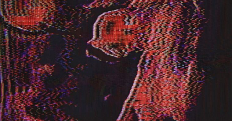 evanfong's tweet card. Choose your preferred music service