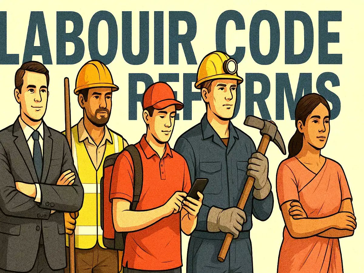 ET_Wealth's tweet card. New labor laws are now in effect. Fixed-term employees receive full benefits and gratuity in one year. Women workers gain equal pay and broader work opportunities. Contract workers will get health...