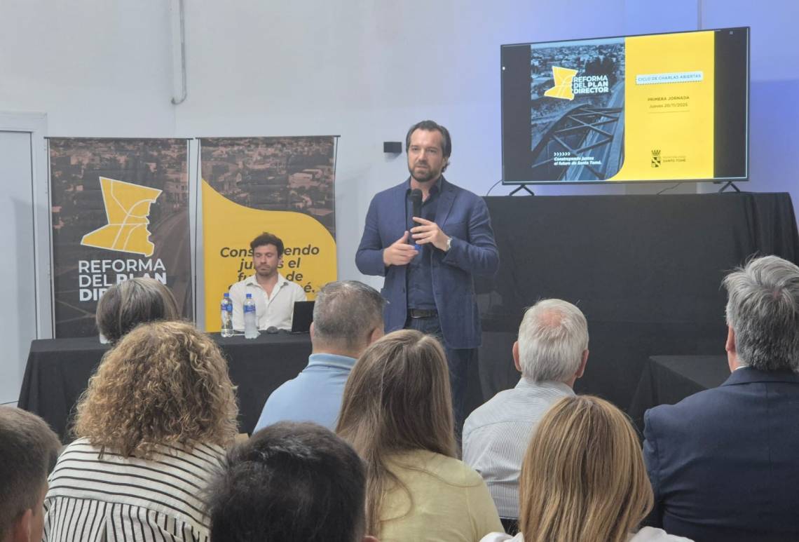 santotomealdia's tweet card. Vecinos, autoridades, profesionales e instituciones participaron de la primera jornada del ciclo organizado por el Municipio. El encuentro tuvo lugar en la Vieja Usina y contó con diversas exposici...