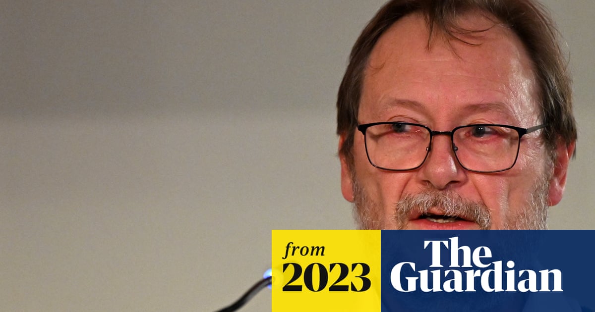 MeetJess's tweet card. Prof Philip Banfield says profession was ‘traumatised’ after events of pandemic, as he criticises government response