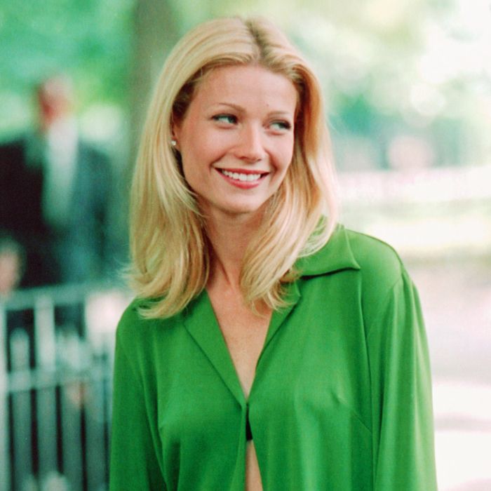 sunbaelee's tweet card. Gwyneth Paltrow Just Revisited the Outfit She First Wore 22 Years Ago