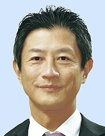 LabTakei's tweet card. 茨城大は18日、任期満了に伴う学長選考・監察会議を開き、次期学長に佐川泰弘理事・副学長(60)を選出した。任期は2026年4月1日～30年3月31日までの4年間。 佐川氏は徳島県出身で、明治大大学