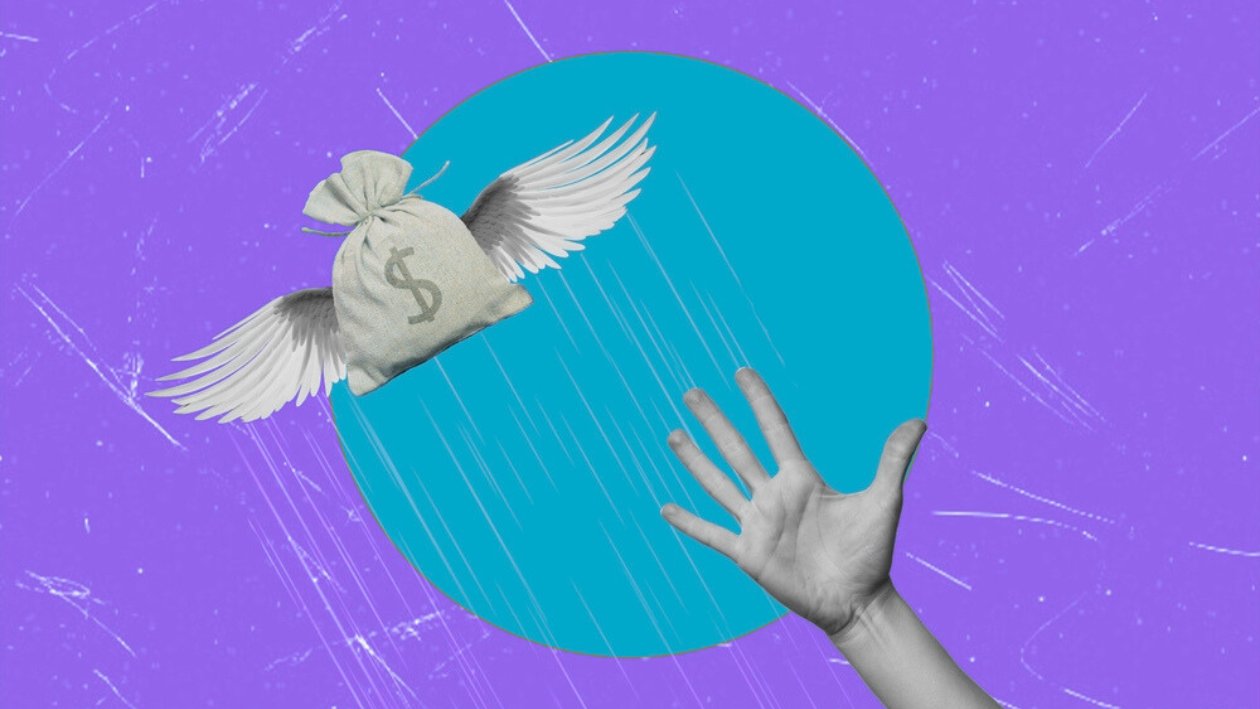 SalesforceBen's tweet card. Salesforce has launched Free Suite, its no-cost offering to challenge giants HubSpot and Zoho. Is this the move to get small teams on board?