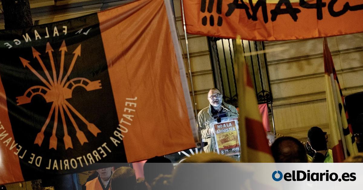 eldiarioes's tweet card. La Delegación del Gobierno había prohibido la marcha tras analizar los informes policiales y valorar el contexto de las últimas semanas