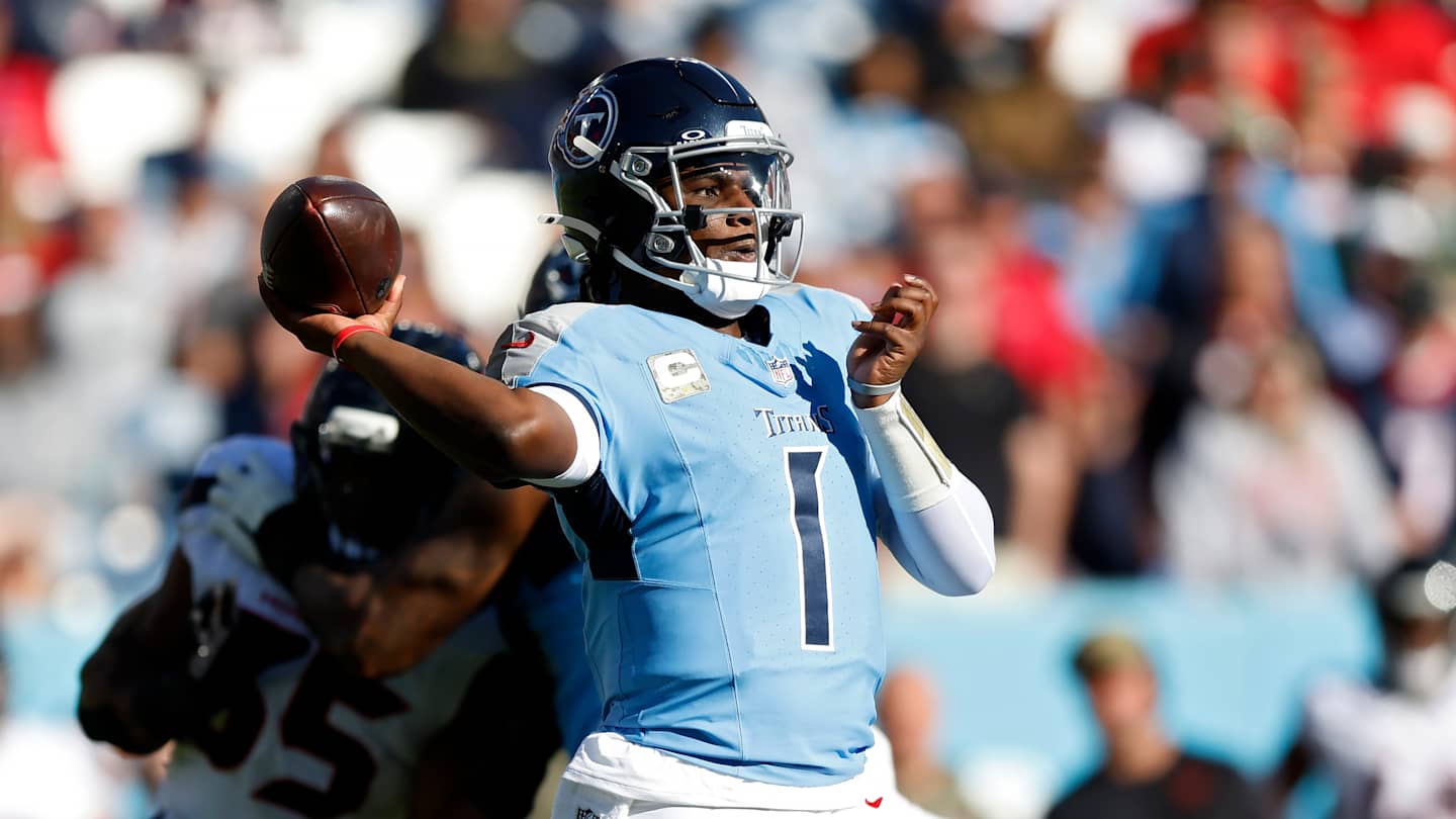 Titan_Sized's tweet card. Tanking isn't a thing that happens in the NFL, but Tennessee Titans fans need to hope that this franchise doesn't figure out how to win games over the next two