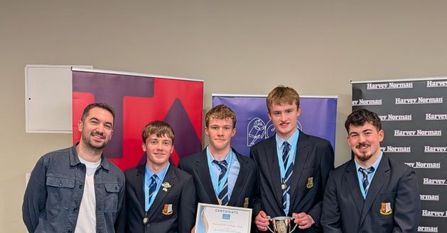 Tweet card summary image