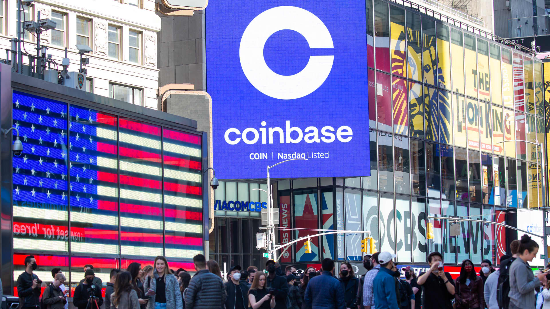 AnnoyingRandom2's tweet card. Coinbase held its direct listing Wednesday on the Nasdaq, luring public market investors who've been waiting to get into the cryptocurrency exchange.