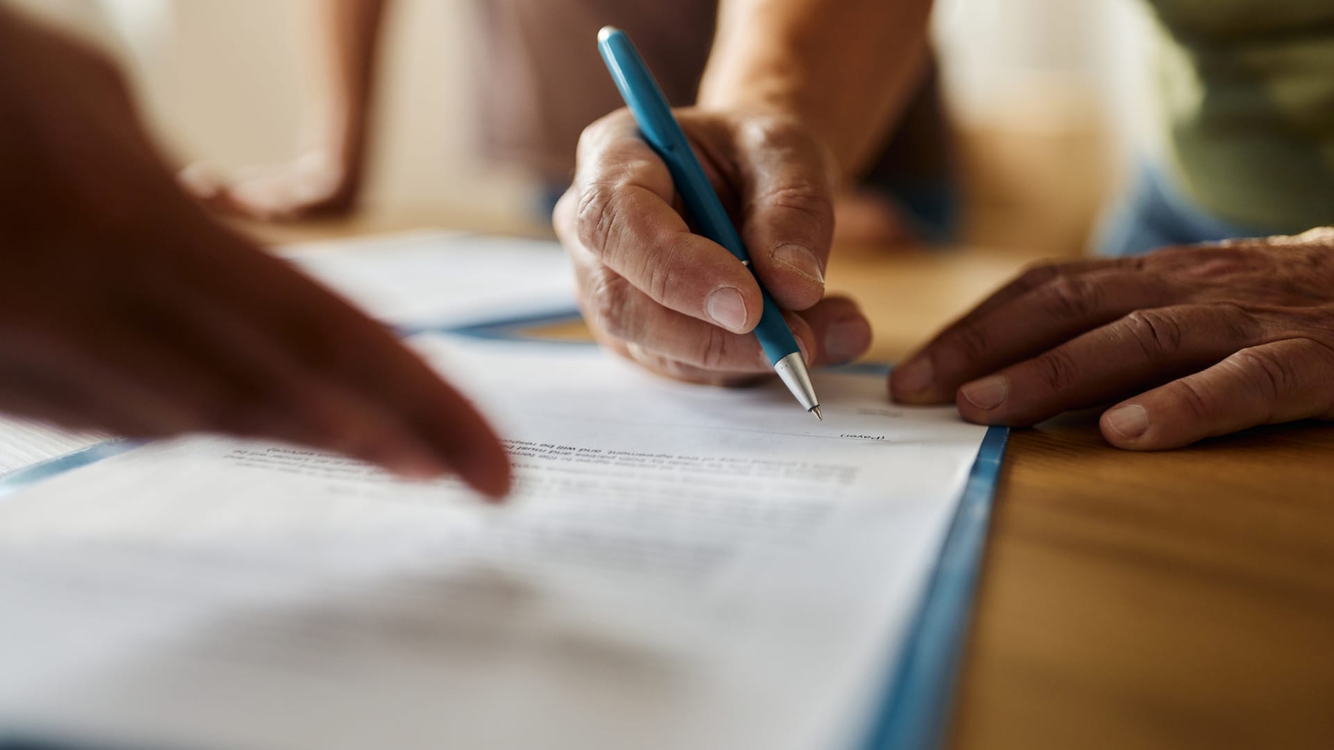 SMH_Savinghomes's tweet card. Mortgage rates moved ever so slightly higher last week, but it was enough to take a little heat out of what had been a briefly red-hot refinance market.