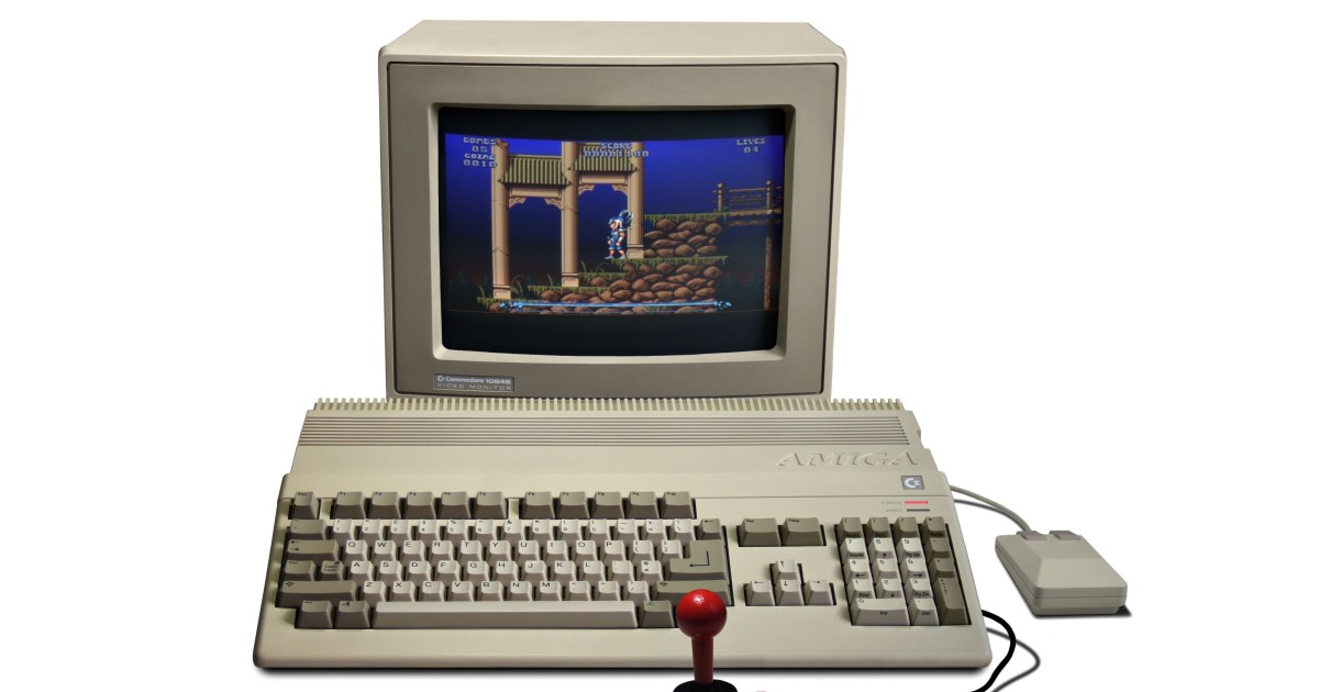 WillmerGA's tweet card. A reader suggests making retro collections based on the Amiga 500 home computer, as well as Nintendo’s Super Nintendo and Game Boy.